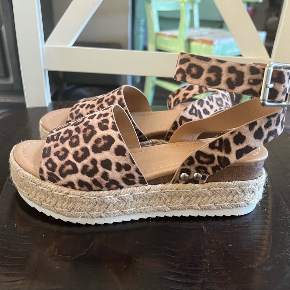 Super cute cheetah print ankle strap espadrilles